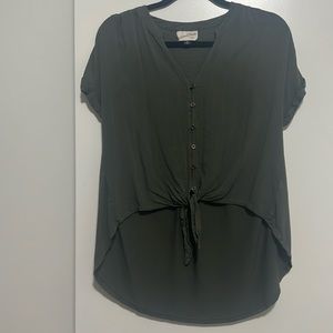 Universal thread- short sleeve khaki color top